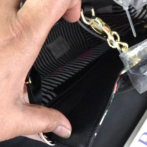 NWOT - Betsey Johnson Satchel - Picture 6 of 7